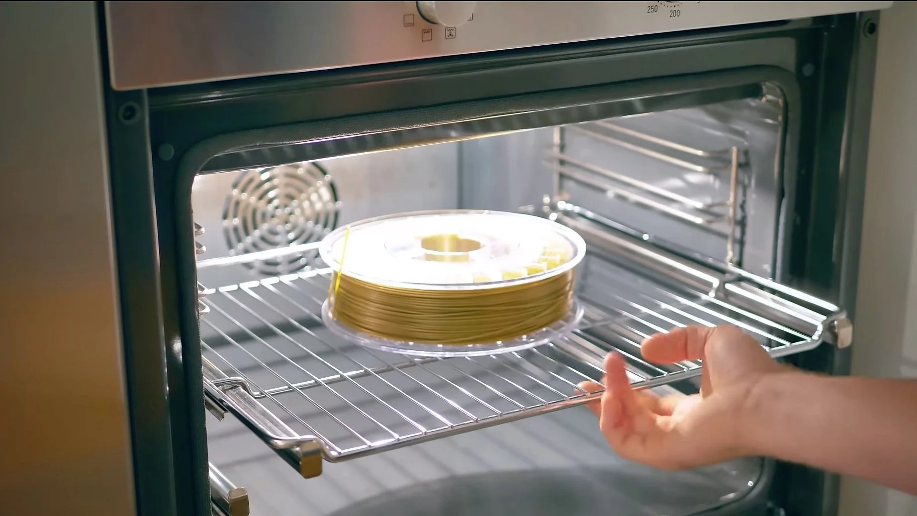 forno casalingo per essiccare i filamenti per la stampa 3d